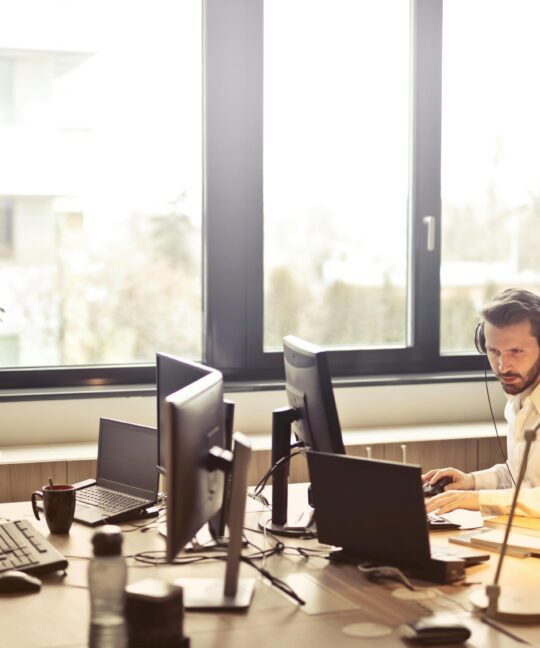 IT Support: Effiziente Lösungen für eine reibungslose IT-Infrastruktur H-Cyber